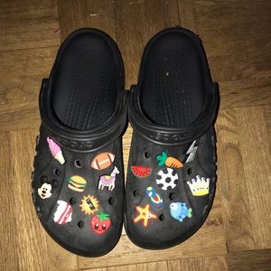 Black crocs (gibits included!!!)